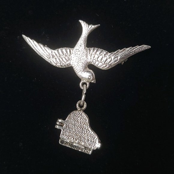Vintage Sterling Silver Lady Fayre Swallow With Piano Brooch Bird, Detailed, EUC - Picture 1 of 4